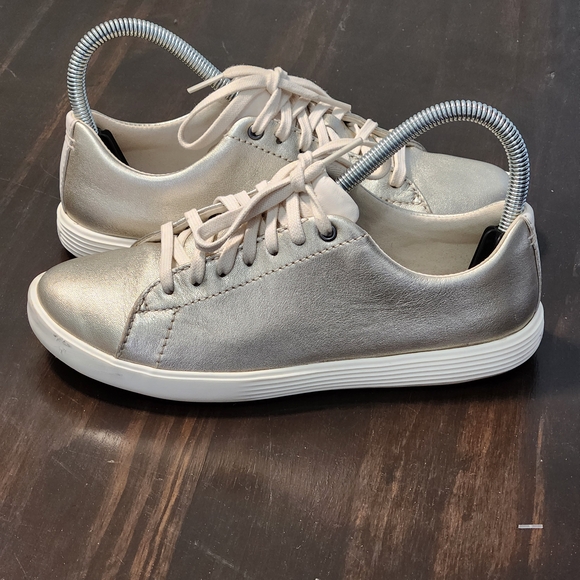 Cole Haan Grand Crosscourt Womens 5.5B Gold Lace Up Casual Sneakers - Picture 4 of 14